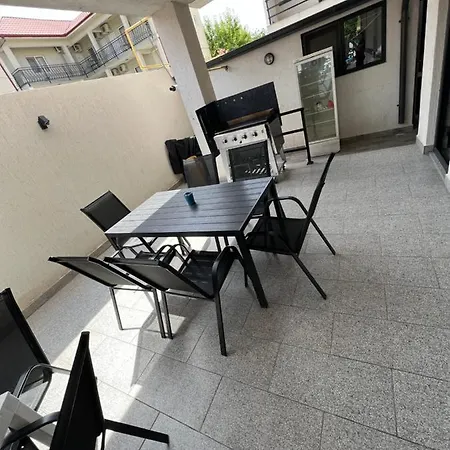 Rares Hostel